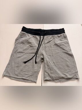 Top Drawer Gray Sweat Shorts Men’s M Black Waist Drawstring Pockets